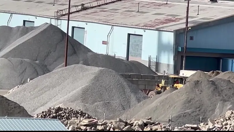Story image: Cobble Hill residents breathe a sigh of relief after city announces closure of concrete recycling plant
