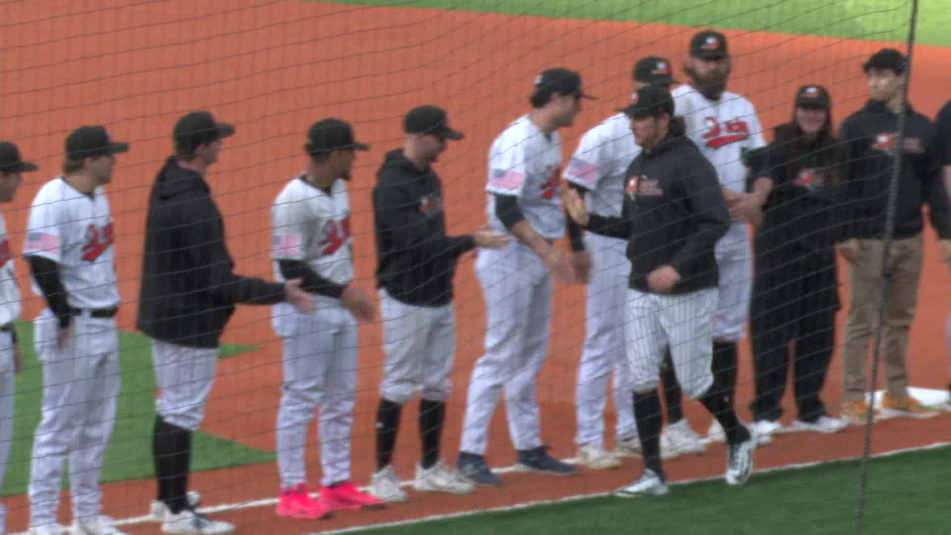 422dukcsli_2026-04-22-11-03-11