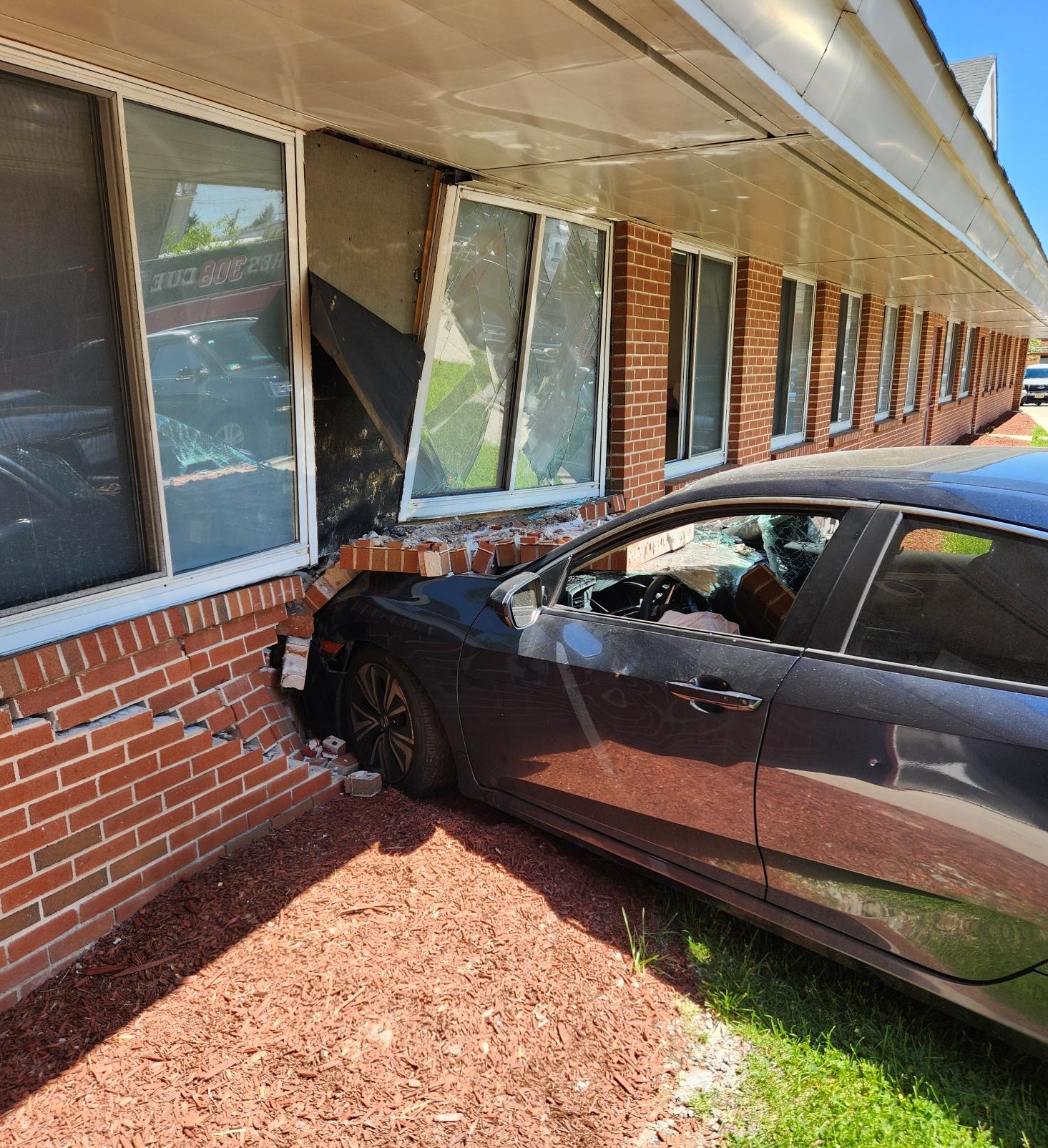 News 12 | New Jersey | Car Crash Into Little Ferry Nj Adult School ...
