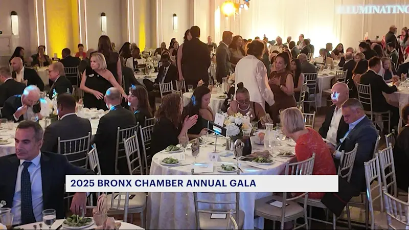 Story image: Bronx Chamber of Commerce honors outstanding leaders, institution at annual gala