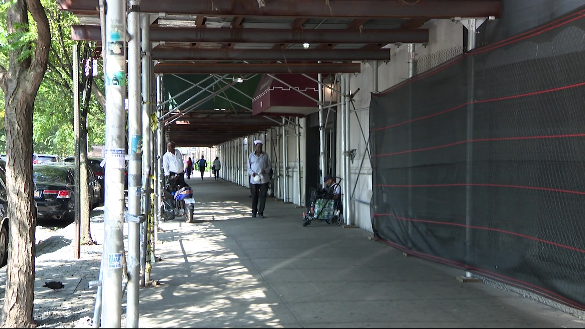 Officials work on new bill to get scaffolding, sidewalk sheds down 