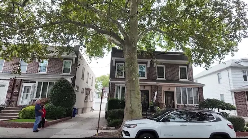 Story image: Bay Ridge couple says city tree poses threat to home, city hasn't helped