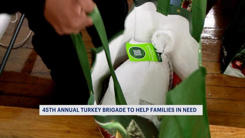 Story image: Stew Leonard's Turkey Brigade gives out 400 Turkeys to organizations in need