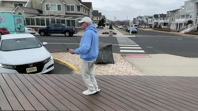 Story image: 'If you want to stay young, jump your rope.' Jersey Shore boardwalk is octogenarian's fitness center