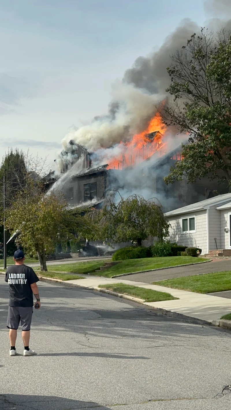 LIPlainviewHouseFire09172023_8148.jpeg