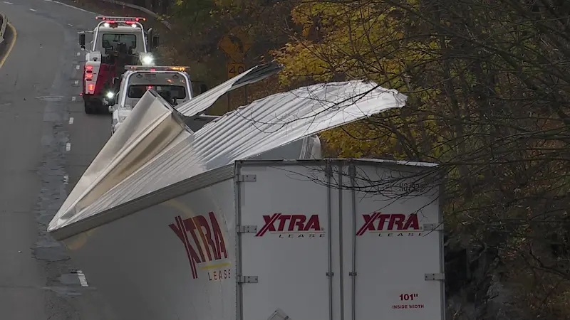 Story image: Bridge strike in Briarcliff Manor causes major Thanksgiving traffic