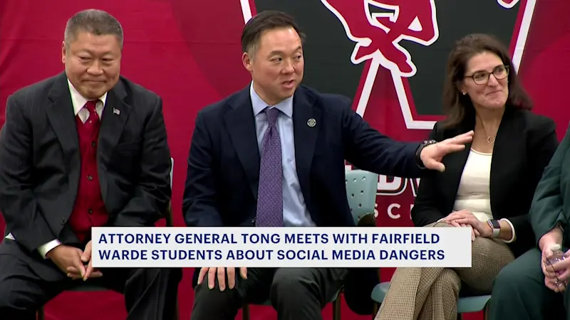 Story image: Attorney General Tong speaks to Fairfield students on social media dangers