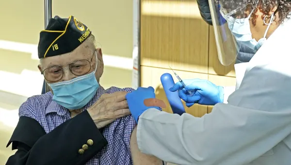 Veterans vaccination clinic opens in Orange