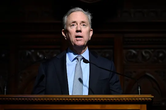 NED LAMONT GENERIC