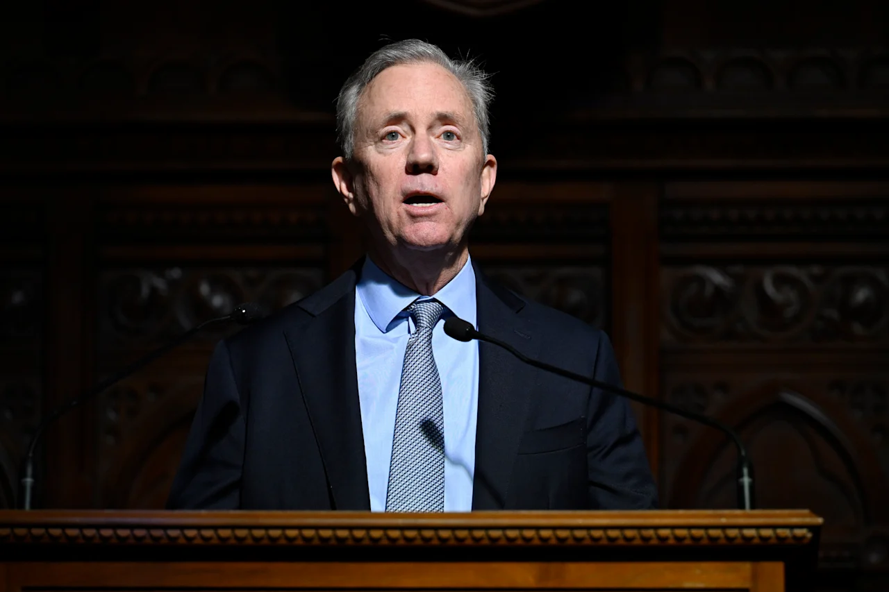 NED LAMONT GENERIC