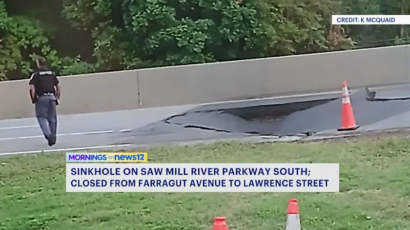 Story image: Sinkhole shuts down southbound side of Saw Mill River Parkway in Hastings-On-Hudson