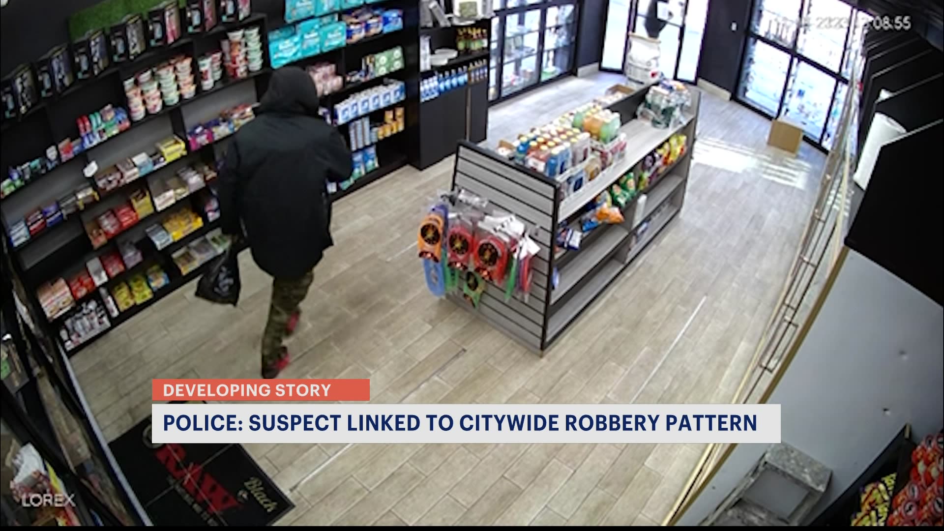 警方：疑犯与纽约市烟店抢劫案件模式有关