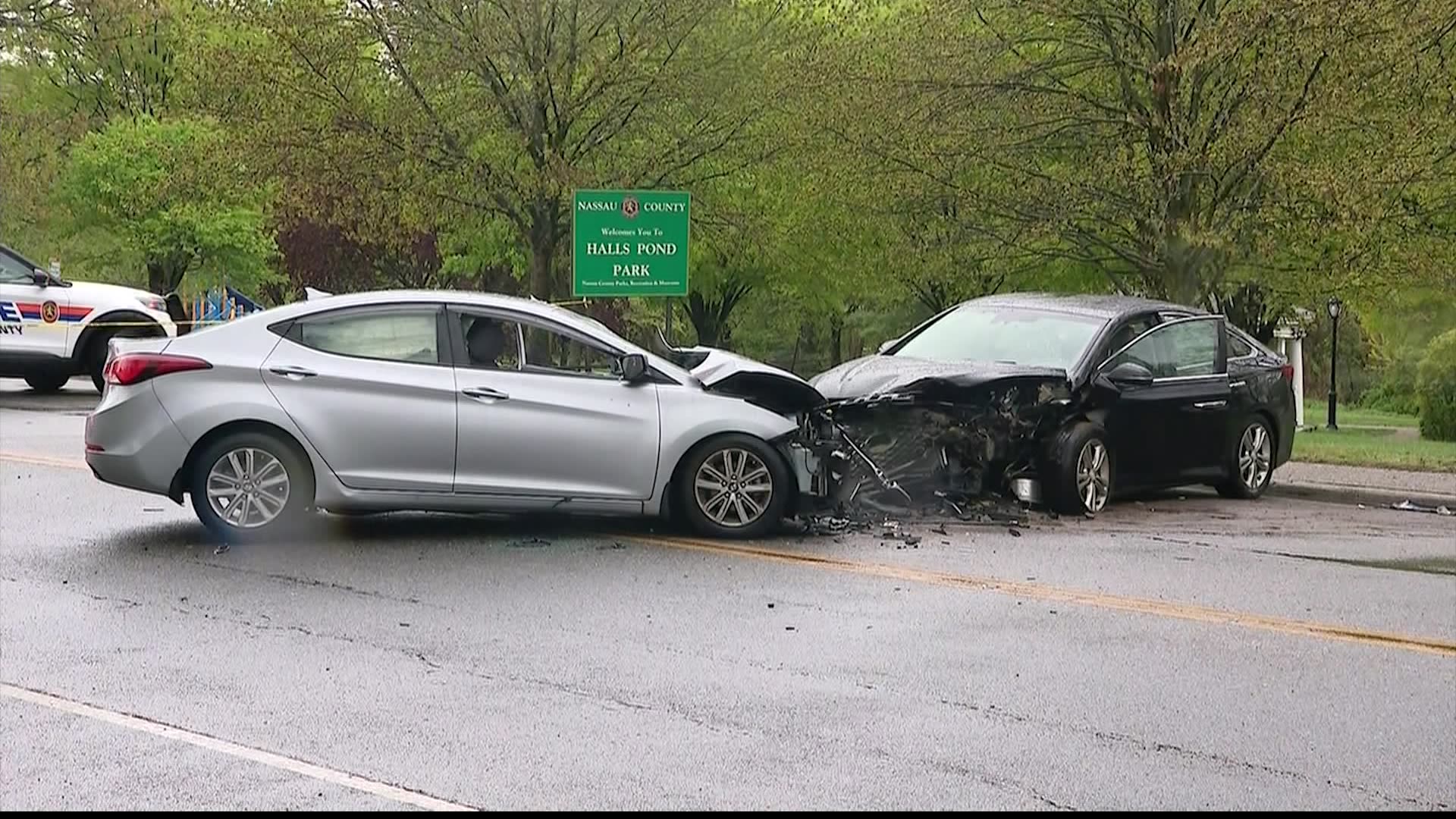 1 person killed in 2car collision in West Hempstead on Nassau Boulevard
