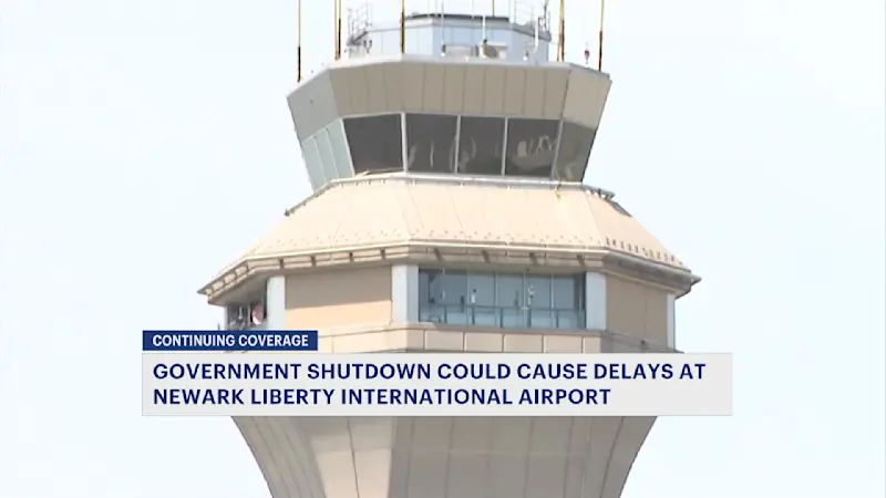 Story image: Sec'y of Transportation pushes for end of gov't shutdown to help air traffic controllers working without pay
