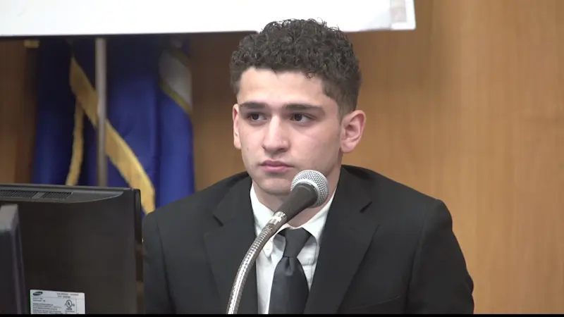 Story image: Day 1 of deliberations in Raul Valle’s murder trial ends without verdict