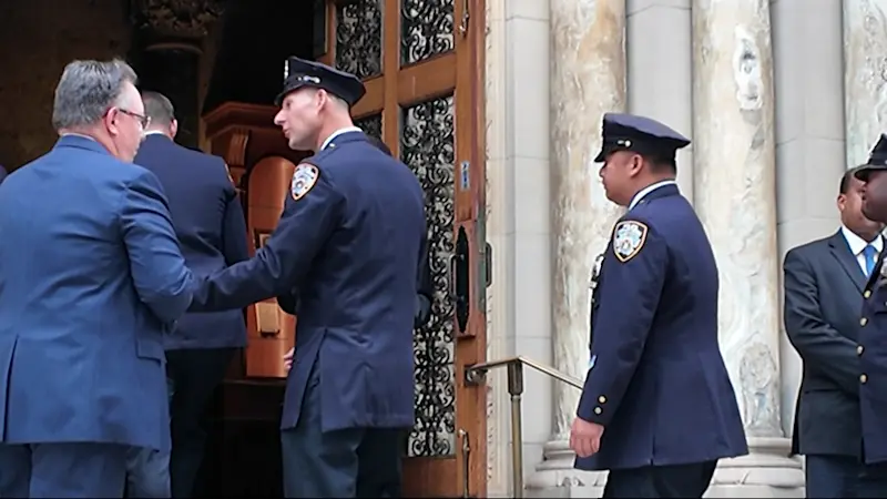 Story image: Interfaith prayer service held in midtown one week after mass shooting