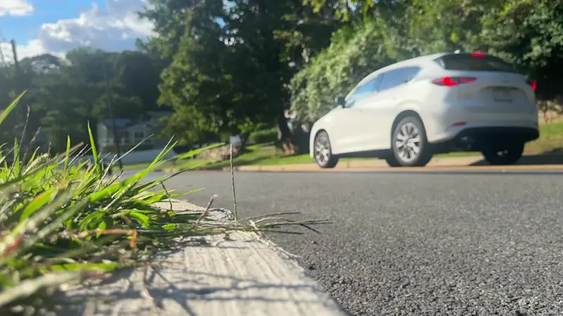 Story image: East Irvington neighborhood split about proposed project to build sidewalks
