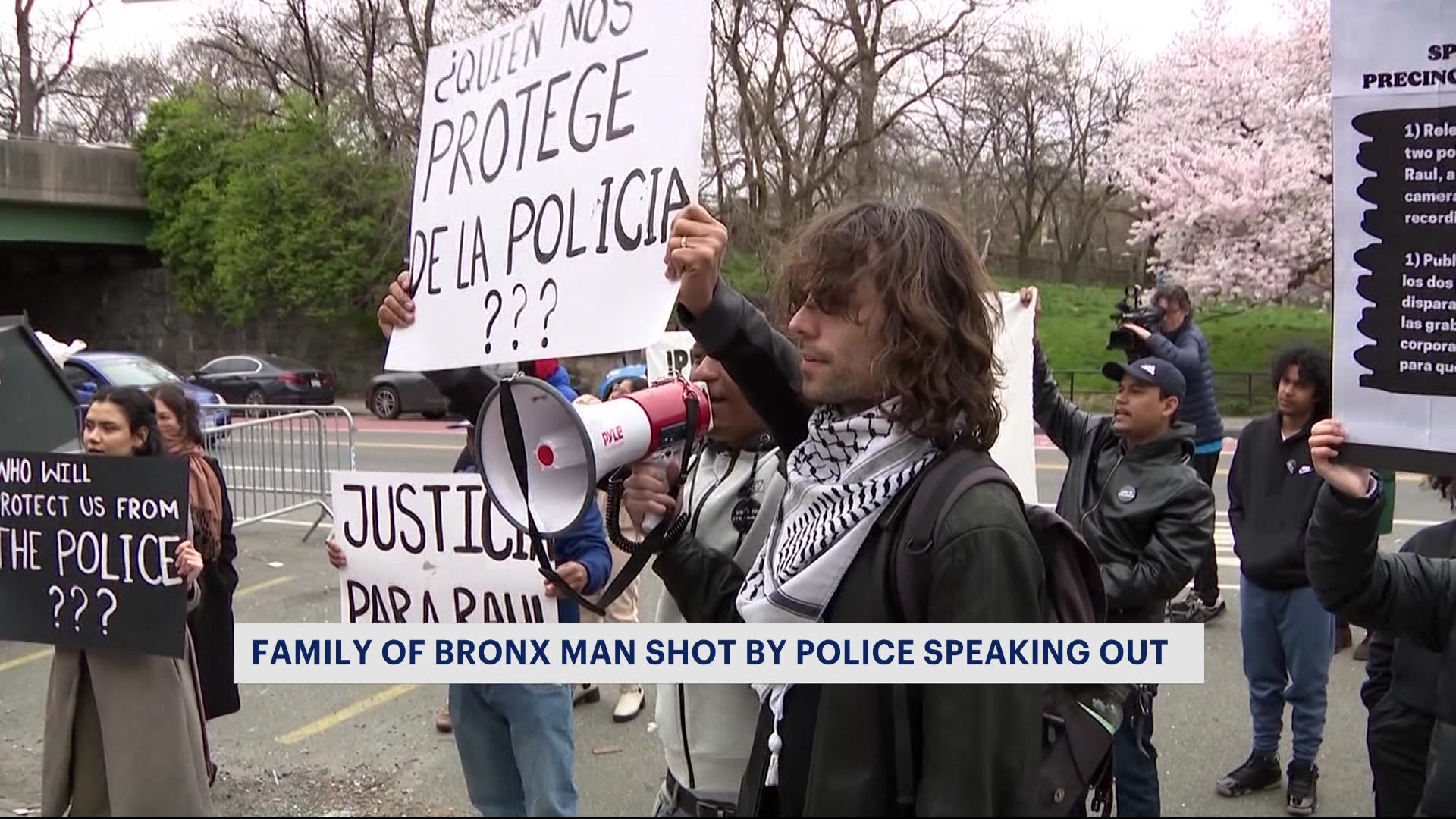 News 12 | Bronx | Family Of Bronx Man Shot By Police Demand Names Of ...