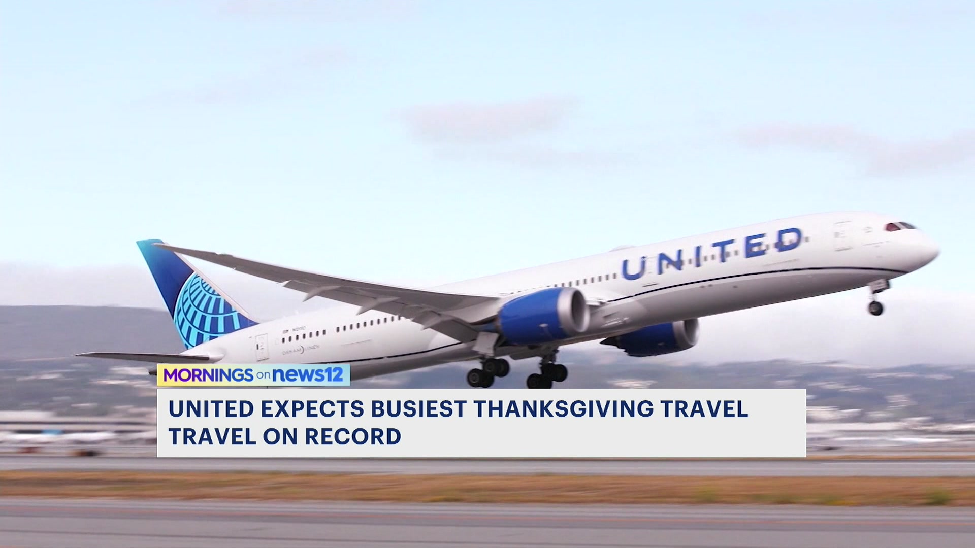 United Airlines Expects Record-breaking Thanksgiving Travel Period This ...