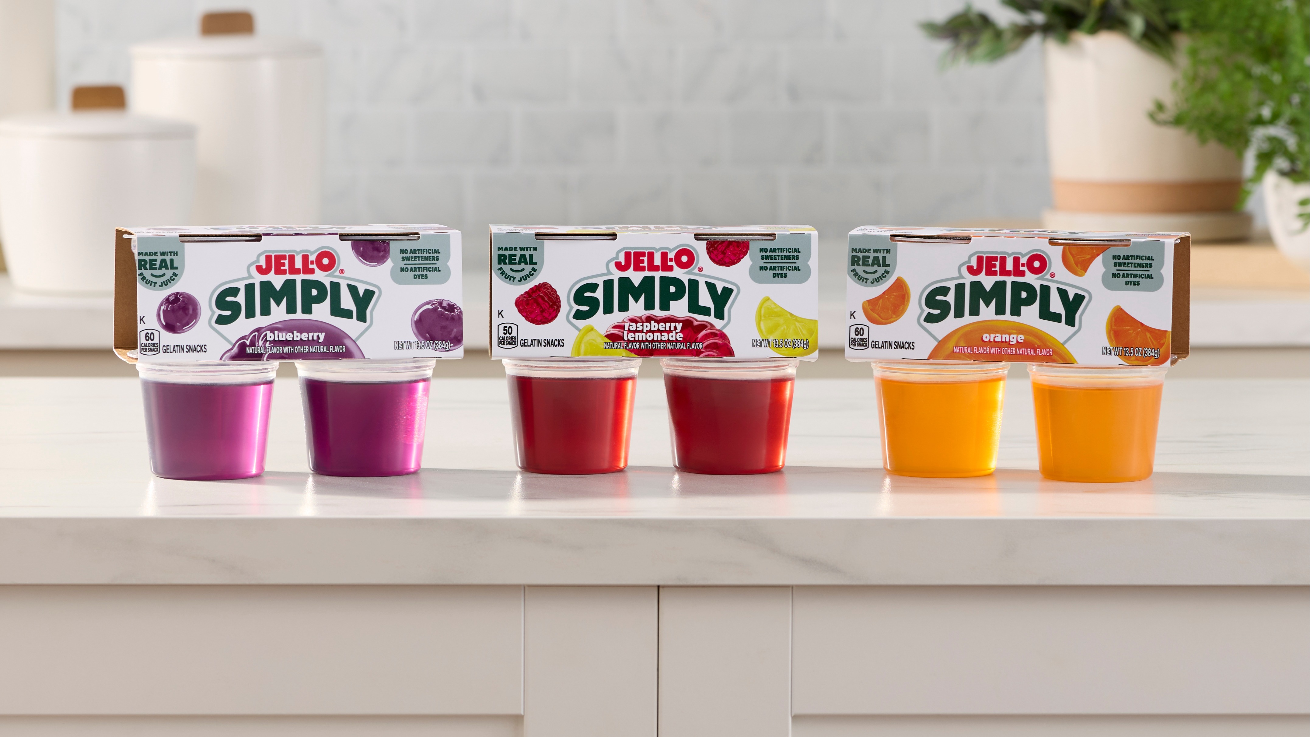 Jell-O_Simply_Shot1_ReadytoEat_0222_JSchear_HERO_ALT_STACKED_RT_2x3_CLOSE_CROP.jpg