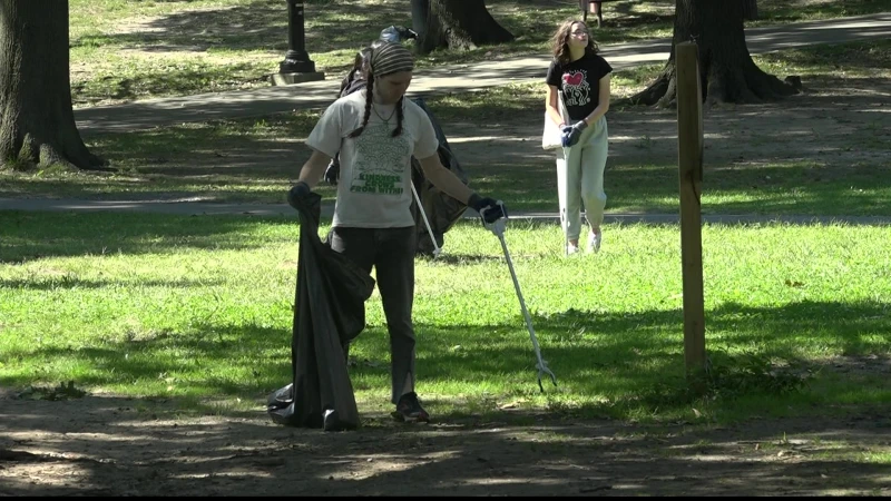 Story image: Volunteers help with post-Labor Day cleanup in Van Cortlandt Park