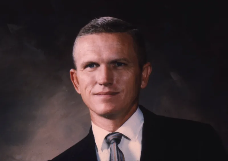 AP23313774063109.jpg