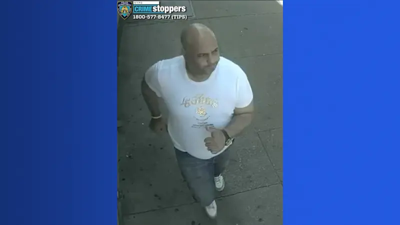 Story image: Man wanted for stealing 71-year-old woman’s money and jewelry in Bensonhurst