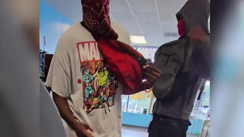 Story image: Police ask for public's help to find men caught on camera in Montgomery smoke shop robbery
