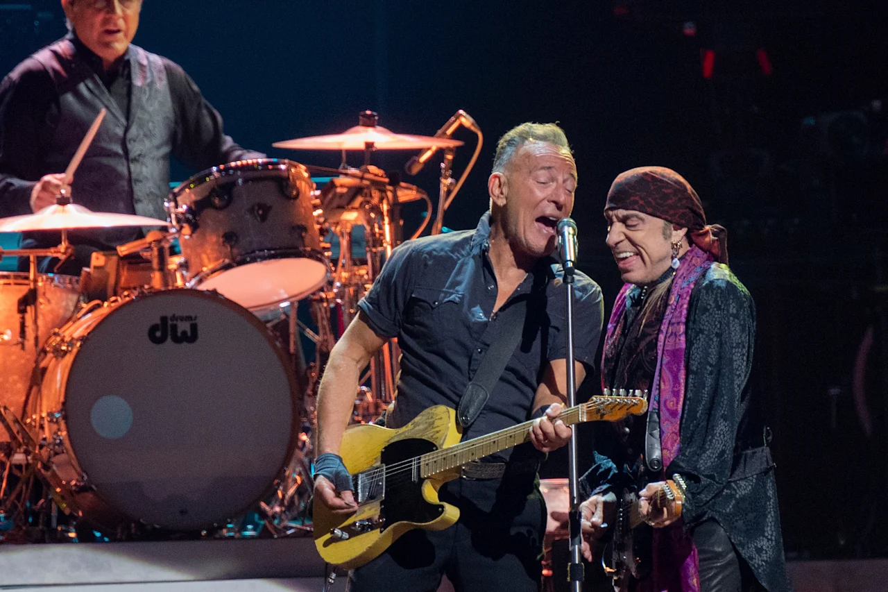 Bruce Springsteen&nbsp;(Photo by Paul R. Giunta/Invision/AP)
