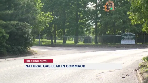 Suffolk fire officials respond to natural gas leak in Commack 