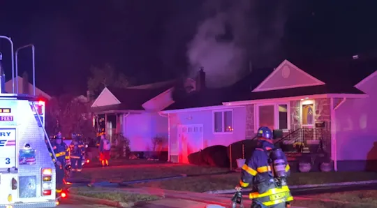 HICKSVILLEHOUSEFIRE