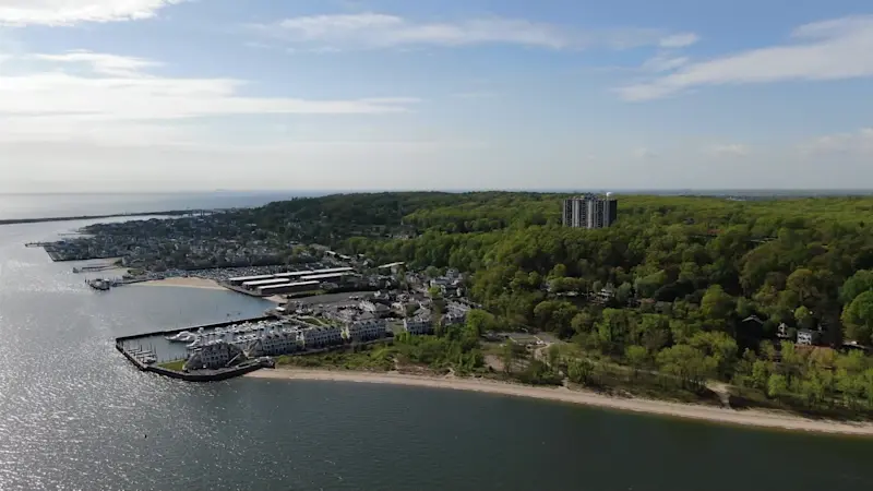 Story image: Down the Shore: Henry Hudson Trail