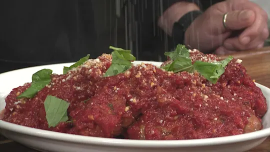 LIWHATSCOOKINGSUNDAYSAUCE1014SC_2026-10-14-05-59-12