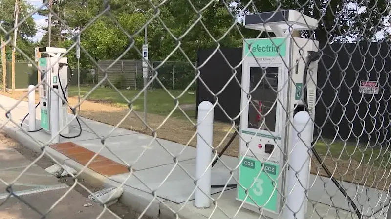 Story image: NJ Turnpike Authority drops Tesla in favor of universal EV chargers