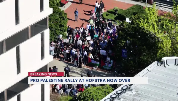 Students take part in pro-Palestinian protest at Hofstra University