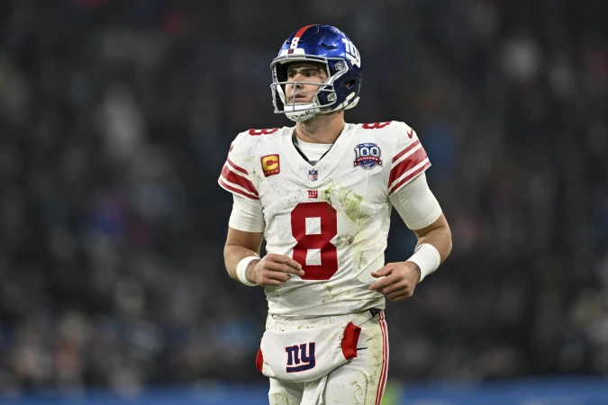 Story image: Giants bench QB Daniel Jones and will start Tommy DeVito vs. the Bucs