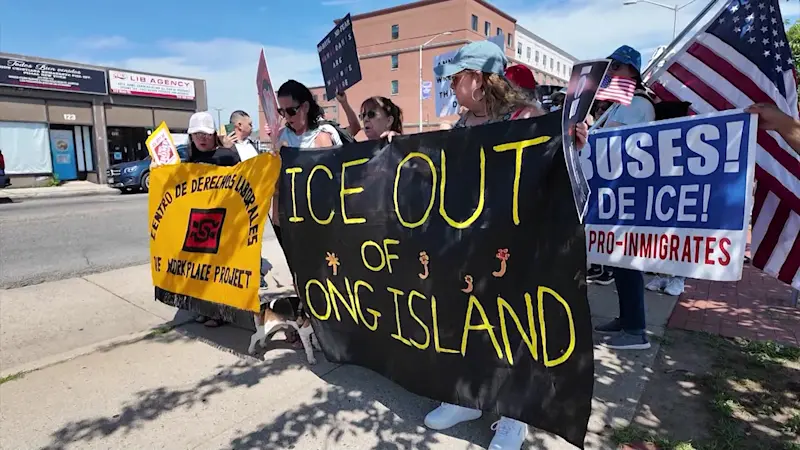 Story image: Long Island immigration arrests prompt ‘ICE Out of Hempstead’ march