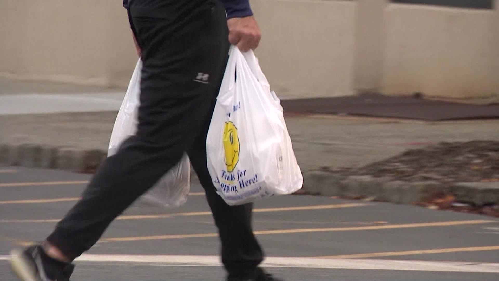 Will the plastic bag ban in N.J. help the environment? Here's what