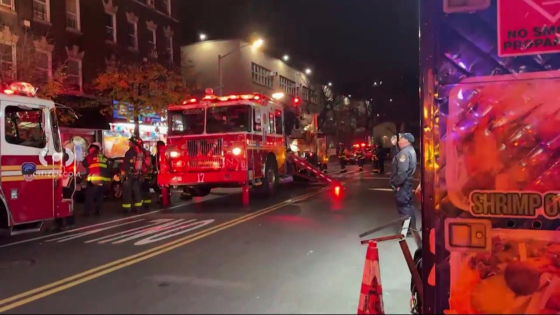News 12 | Bronx | Fire Rips Through Building On Morris Avenue In Mott Haven