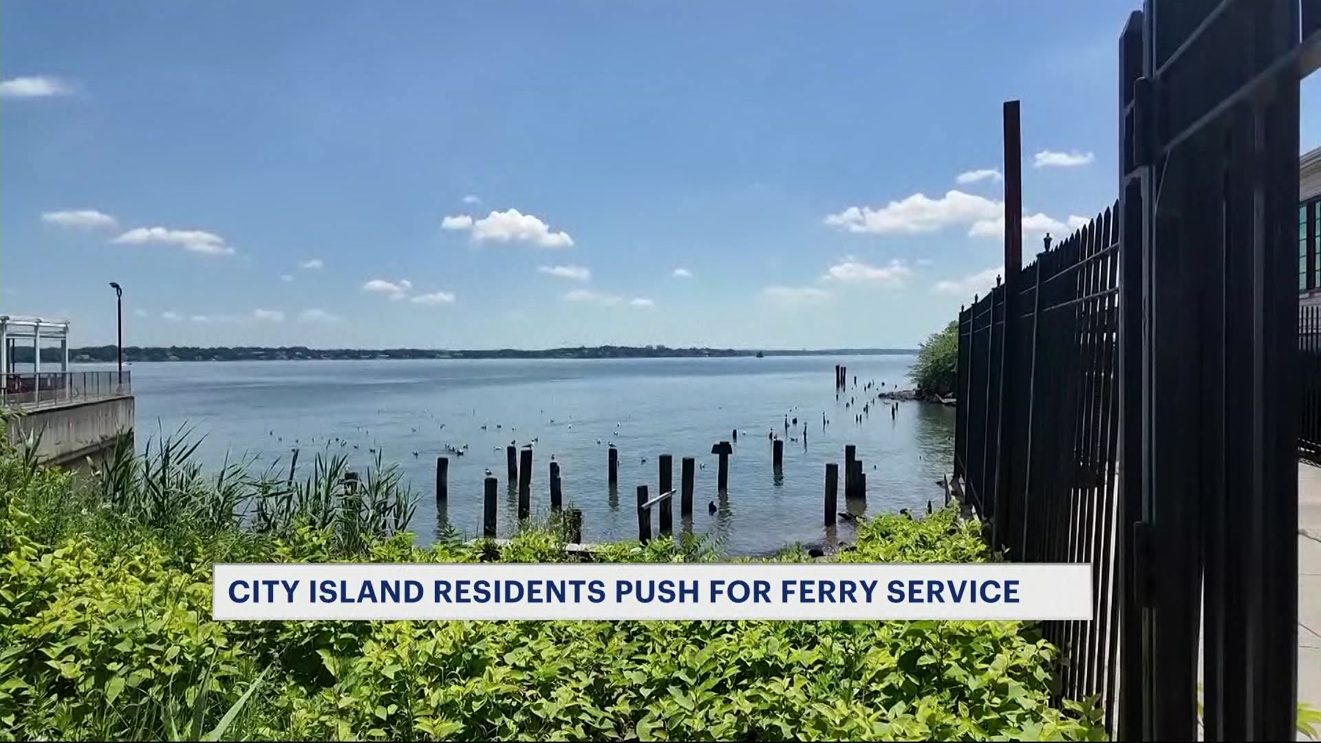 BXCITYISLANDFERRY041812P_2026-04-18-12-14-00