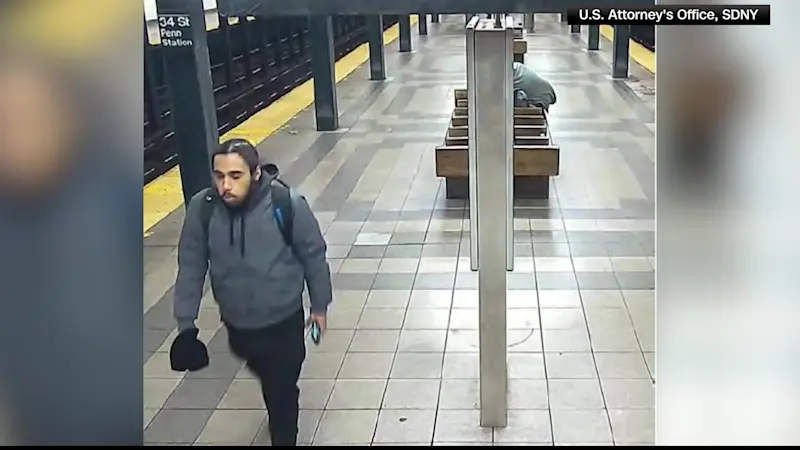 Story image: Teen accused of setting sleeping subway rider on fire in NYC