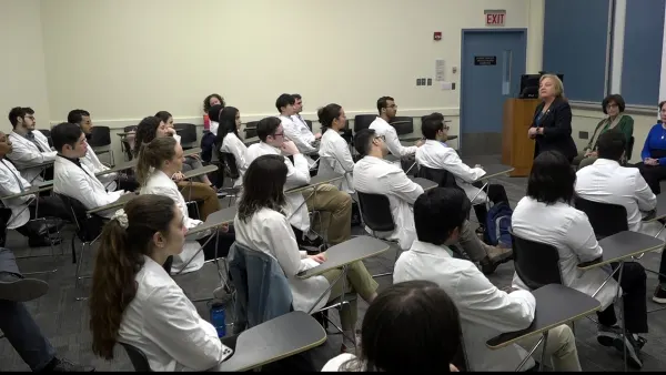 'Survivors Teach Students' program shows Downstate medical students the human side of ovarian cancer