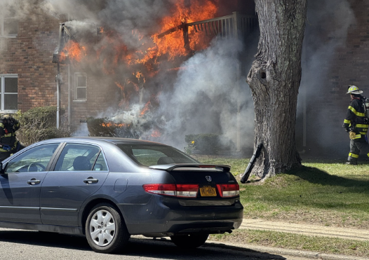 LIDeerParkAptFireViewerPhoto003.png