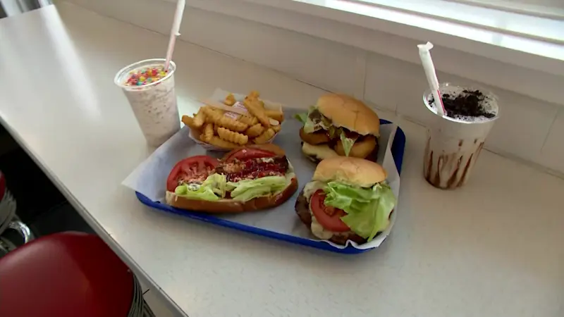 Story image: Best of Connecticut: News 12 looks for the best burgers in Connecticut