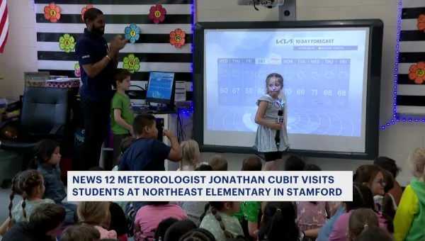 Jonathan Cubit visits students in Stamford 