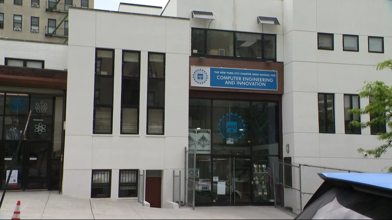 Story image: Bronx teacher fired for alleged inappropriate relations with students in 2020 working at another Bronx school
