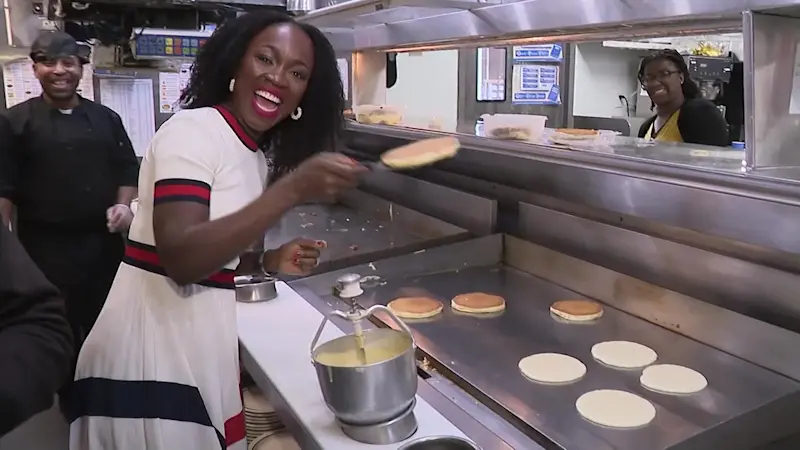 Story image: Newark entrepreneur celebrates National Pancake Day with free pancakes for charity