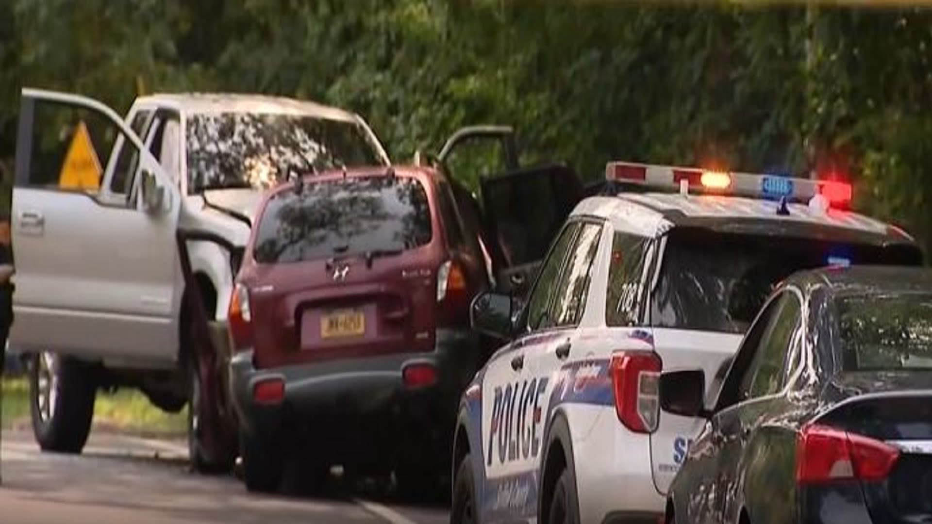 Police: 1 person killed, 2 others injured in Manorville two-vehicle crash