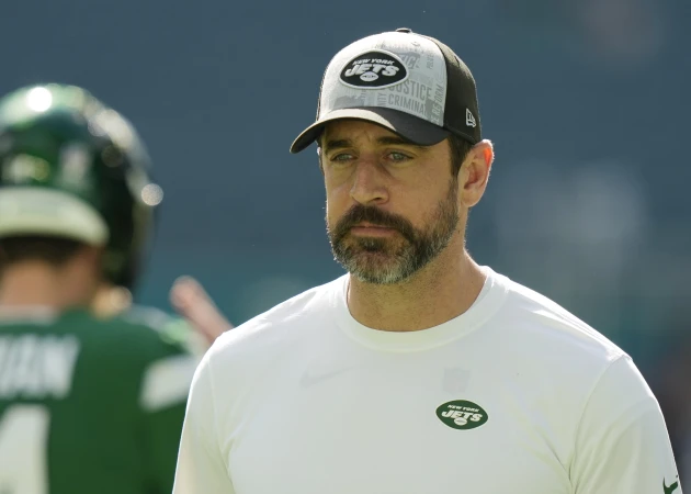 Story image: Jets QB Aaron Rodgers is 'doing everything' at practice in his return from torn Achilles tendon