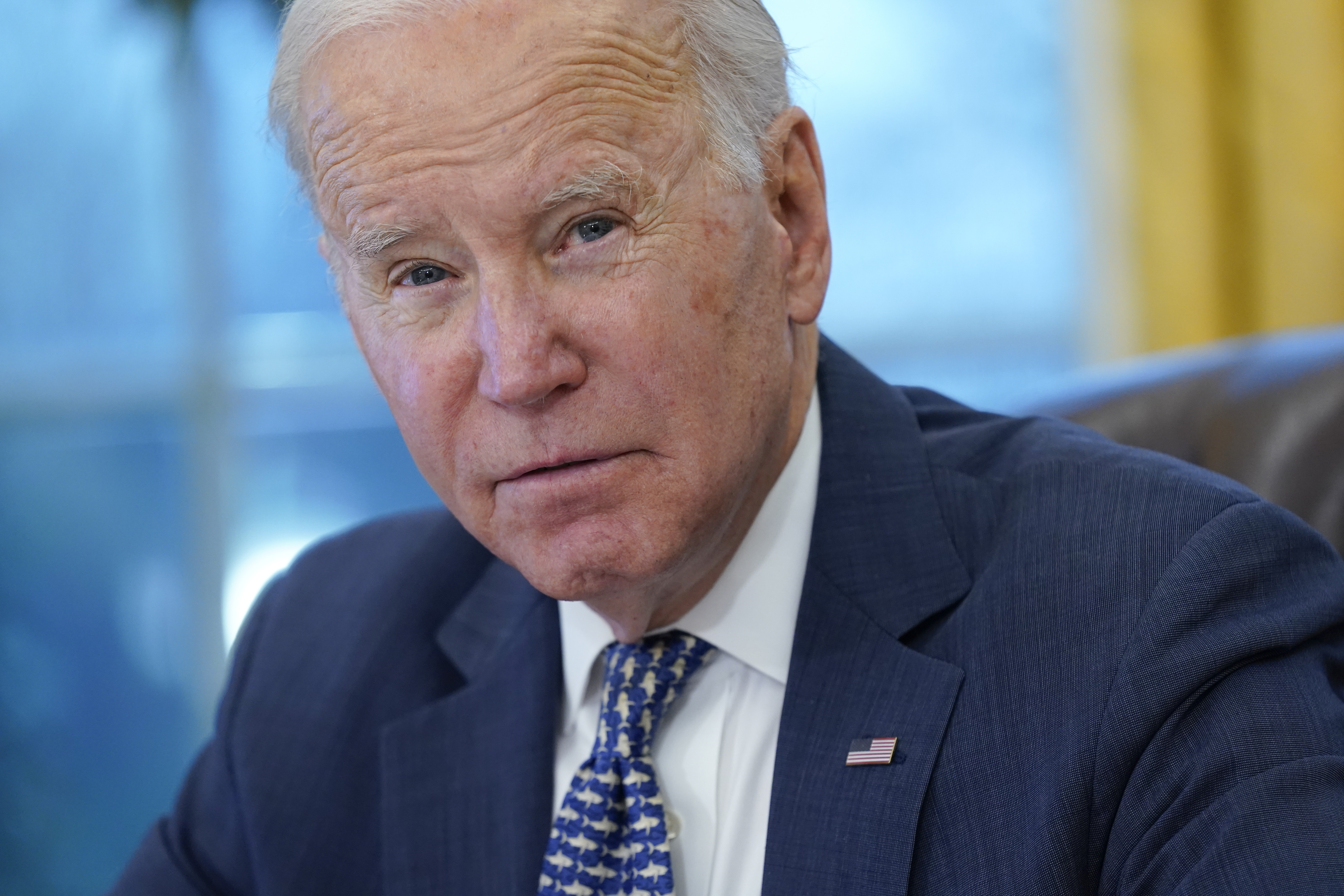 PRESIDENT BIDEN OVAL OFFICE